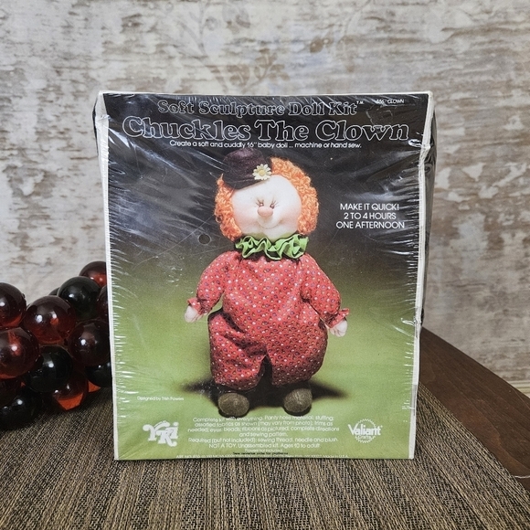 Vtg 1980s Chuckles the Clown 16" Baby Doll Soft Sculpture Kit Craft Sewing - Picture 5 of 12